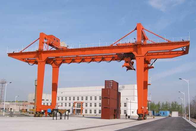 雙梁U型門(mén)式起重機(jī)
